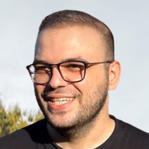 Omid Akhavan